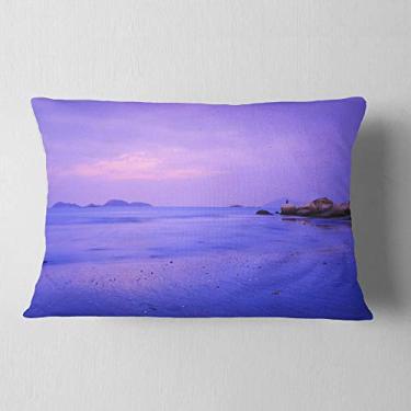 Imagem de Design Pôr do Sol Azul no Pulmão Kwu Tan Coastline' Paisagem Lombar Sala de Estar, Sofá, Travesseiro + Capa de Almofada Impressa em ambos os lados 30,48 cm x 50,8 cm