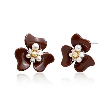 Imagem de Sonateomber Brincos de flor para mulheres, brincos modernos de pétalas florais douradas, pérolas, zircônia, formatura, primavera, casamento, acessórios de moda, joias para presente, Latão, Zircônia