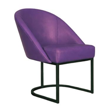 Imagem de Cadeira Lua Metal Preto Decorativa Estofada em Corino Roxo para Sala e Escritório