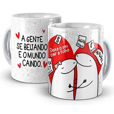 Imagem de Caneca A gente se beijando e o mundo caindo - Meme Flonk