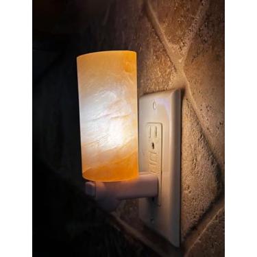 Imagem de GAF TREASURES Luz noturna de cilindro de selenita laranja, plugue de luz noturna de cristal de selenita, lâmpada cilíndrica de selenita laranja, luz noturna para crianças e berçário (1 luz noturna)