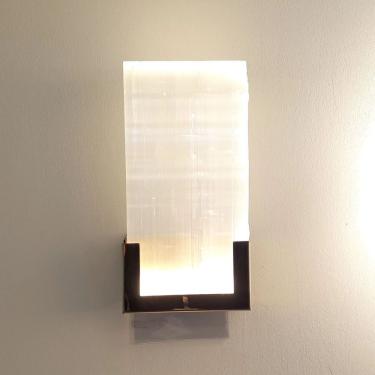 Imagem de Arandela Cristal Ret Led 2W 3000K para Iluminação Decorativa com Estrutura em Metal Dourado DNA Iluminação