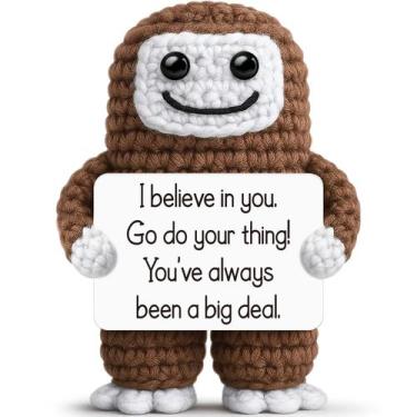 Imagem de Mini presente de decoração positiva de crochê feito à mão de pelúcia B