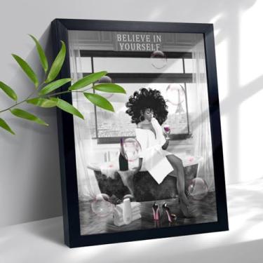 Imagem de Decoração de parede de banheiro em preto e branco emoldurada arte de parede afro-americana engraçada menina negra na banheira decoração moda mulheres negras imagens emolduradas para banheiro imagem