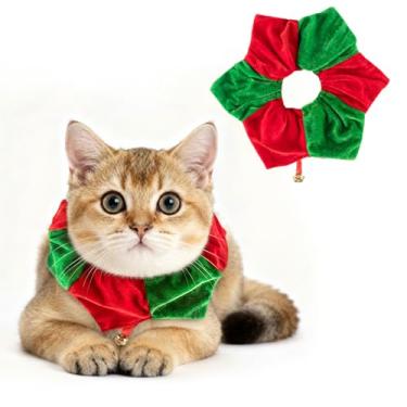 Imagem de Blinket Coleira de Natal para gatos e cães, coleira clássica vermelha e verde com sino de Natal, acessório de fantasia extensível, coleiras de veludo macio para festas de Natal, férias, gola para