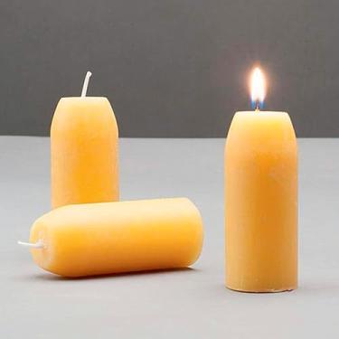 Imagem de Pacote com 3 velas de cera de abelha pura – 3,88 x 8,3 cm Velas de pilar de cera de abelha natural para lanternas, preparação de emergência, festas, igreja, casamentos e decoração de casa com 12 horas