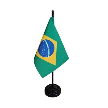 Imagem de Bandeira de Mesa do Brasil, Decorativa, Face Única, Multicolorido, 26cm Altura x 18cm Largura, Patriótica, Escritório e Eventos, Tecido Oxford, Base Plástica, Símbolo Nacional, Seleção Brasileira