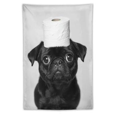 Imagem de Tapeçaria de chapéu de papel higiênico de cachorro Pug preto e branco impressão de arte para quarto sala de estar dormitório decoração de casa com design engraçado de pequeno animal de estimação