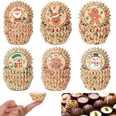 Imagem de 600 peças de copos de doces de Natal suprimentos para fazer doces de papai noel boneco de neve suprimentos de cozimento floco de neve alce mini forro de cupcake mini copos de cozimento de natal embalagens de papel de doces de Natal, 6 estilos (alce)