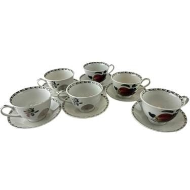 Imagem de Victoria Bella Conjunto de 6 xícaras de café e pires de chá de porcelana fina nas prostitutas padrão de frutas mostrando maçã