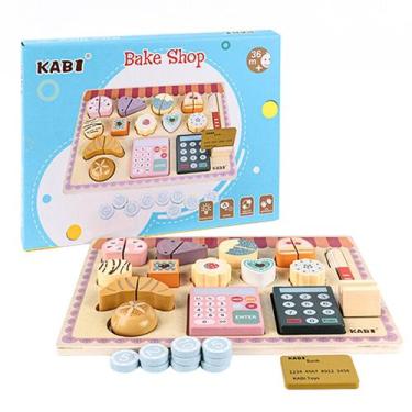 Imagem de Brinquedos de casa de madeira imitam os brinquedos educativos de apren