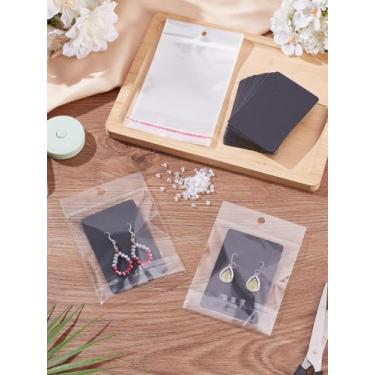 Imagem de 40 peças de brincos de cartões de exibição de colar, conjunto de porta-cartões de brinco retangular com sacos OPP e porcas de orelha de plástico para exibição multiuso para laços de cabelo, pulseira