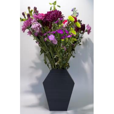 Imagem de Vaso de flores em forma de caixão preto, vaso decorativo de estilo gótico, 24 cm de altura, 18 cm de largura, 8 cm de profundidade