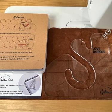 Imagem de Halandar Modelo acolchoado Free Motion Série de acrílico com instruções para máquina de costura doméstica