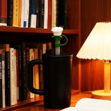 Imagem de Capa de canudo para tampa de bebida floral - Protetor de silicone em forma de rosa com canudo, tampa decorativa para acessórios de copos e garrafas (branco)