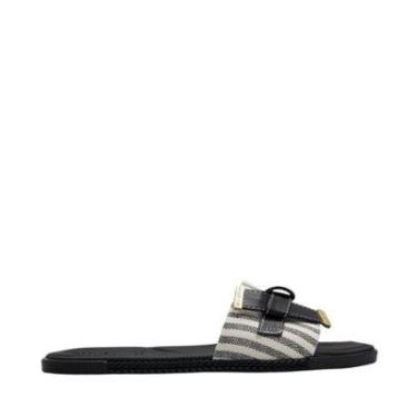 Imagem de Rasteira Moleca Feminina com Fivela Ajustável e Detalhe em Diamante-Feminino