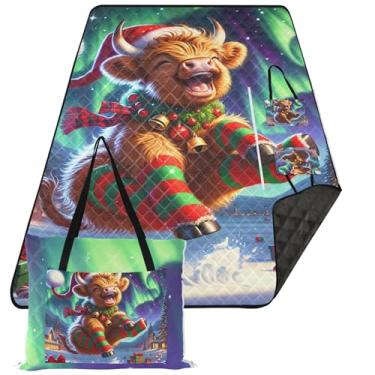 Imagem de TSENQUE Cobertores de areia engraçados de vaca Highland de Natal para praia à prova de areia tapete de piquenique bonito tapete de brincar ao ar livre para grama 203 x 152 cm