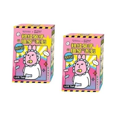 Imagem de Caixa Surpresa Coelho Rosa Choque 2025: Série Misteriosa De Bonecos De