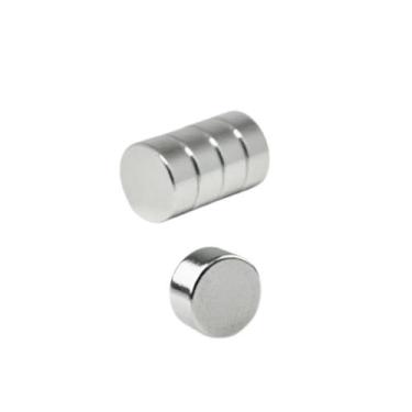 Imagem de 100 Ímãs De Neodímio 10x4 Mm N35 - Accumag
