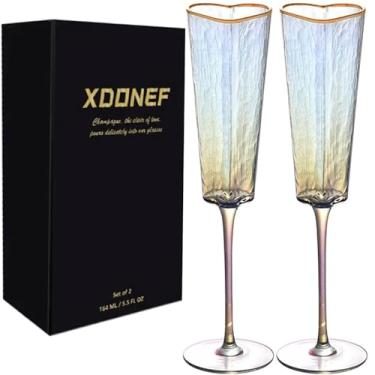 Imagem de Conjunto de 2 taças de champanhe em forma de coração, taças de de casamento exclusivas para noivas e noivos, taça de champanhe com borda dourada, presente para aniversário, Natal, casais,