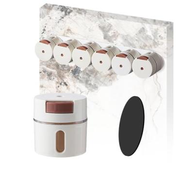 Imagem de Saleiro e pimenteiro, coqueteleira pequena de plástico com tampa e vedação à prova de umidade, controle de bomba de 0,5 g, janela transparente, fácil instalação, suporte na parede magnético para