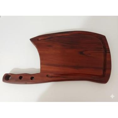 Imagem de Tábua de Corte em Madeira com Alça e Canal, Design Artesanal, formato de cutelo