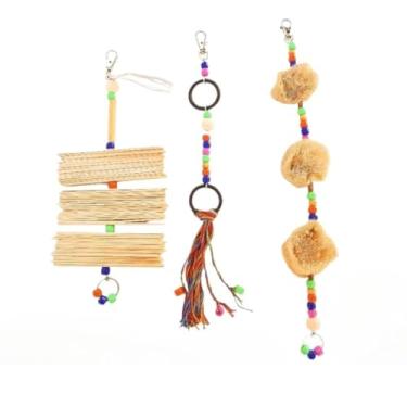 Imagem de Brinquedo Kit 3 Penduricalhos Mordedor para Aves Dentro da Gaiola e Perch Calopsita, Agaporni, Periquito, Papagaio