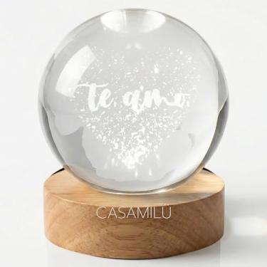 Imagem de Luminária Led Esfera 8 cm em Cristal Inspiração com Frases Motivacionais CASAMILU Te Amo | Base de Madeira com 6 LEDs Efeito 3D Enfeite Decorativo para Mesa Quarto Escritório Presente Criativo