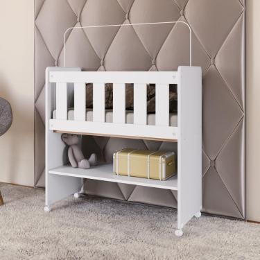 Imagem de Mini Berço Moises Com Colchão Grade Mosquiteiro Com 1 Prateleira Rodízios Quarto Branco