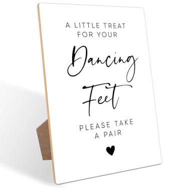 Imagem de Placa de chinelos de noiva, placa de casamento estilo minimalista para decoração de pista de dança de casamento, decoração de mesa de festa de noivado, recepção e chá de panela, placa de madeira com