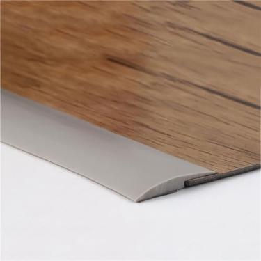 Imagem de GQQGSHOP Tira autoadesiva de transição de piso de carpete de 16,4 m, faixa limite para porta, acabamento de borda de carpete de piso, adequada para transições de limite com uma diferença de altura