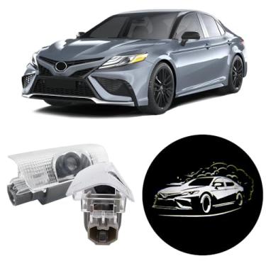 Imagem de akarin 2 peças de luzes LED com logotipo de porta de carro compatíveis com Camry xv70 xv50 xv40 2007-presente projetor de cortesia laser luz de boas-vindas lâmpada de poça fácil instalação acessórios