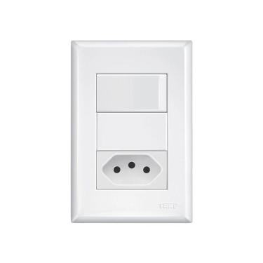 Imagem de Interruptor Simples e Tomada 2P+T 20A Fame Evidence com Placa 4x2 Branco