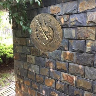 Imagem de Relógio De Termômetro De Jardim, Enfeite De Exterior Estação De Parede Vintage Relógio Decorativo Retro Pendurado Relógio Padrão De Sol Lua Impermeável Relógio De Parede Retrô Ao Ar Livre R