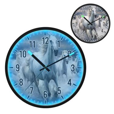 Imagem de Blueangle Relógio de parede LED que brilha no escuro e ativado por voz, silencioso, cavalos brancos de 30,5 cm, design de corrida, operado por bateria para decoração de quarto e sala de estar (288)