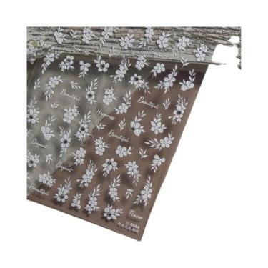 Imagem de Adesivo De Unha 5D Floral Preto E Branco Com Pétalas Douradas Transpar