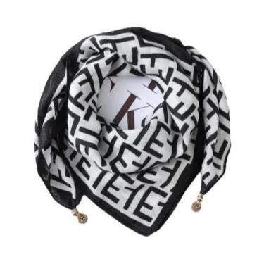 Imagem de Lenço De Seda Luxuoso Feminino Com Fivela Magnética, Estampado, Quadra