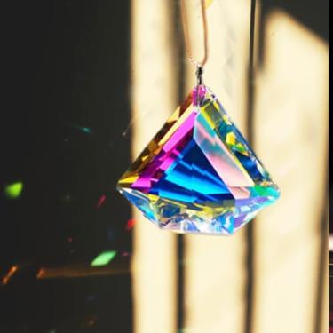 Imagem de Lustre de pendurar prismas de cristais com corrente para janelas, peças para apanhadores de sol, pingentes de arco-íris (colorido, diamantes)