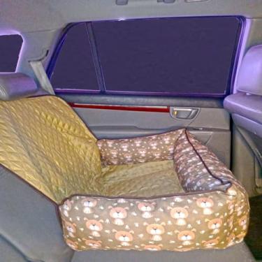 Imagem de Cama Pet e Protetor de Banco Traseiro 2 em 1, Impermeável, Microfibra Matelada, Estampado, 70x54x20cm, com Elástico e Zíper, para Veículos (Avelã)