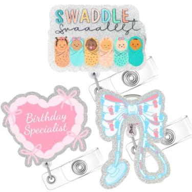 Imagem de 3 peças Carretel de crachá de parto e parto, faixa de aniversário, fita de especialista, estetoscópio, pegadas pequenas, suporte de nome de identificação, clipe retrátil, acessórios médicos, presentes