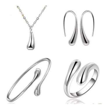 Imagem de Conjunto Feminino de Colar, Brinco, Anel e Bracelete Prateados  Hipoal