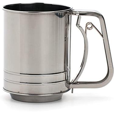 Imagem de RSVP International Peneira Endurance® de farinha de malha tripla de aço inoxidável, 3 xícaras | Peneirar farinha e ingredientes secos para assar | Espremer manual | Pode ir à lava-louças