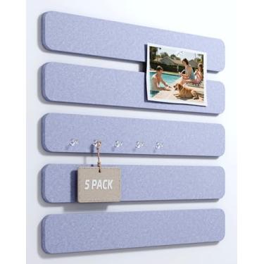 Imagem de Fluxynara Placa de cortiça com tiras de feltro alternativas, pacote com 5, 33 x 5 cm, placa de pinos de escritório com 35 pinos, instalação adesiva para porta de quarto e escritório em casa (pervinca