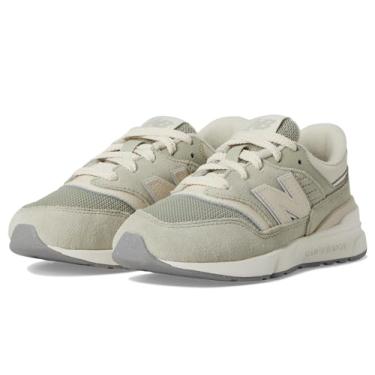 Imagem de New Balance Tênis unissex infantil com cadarço 997r V1, Olivina/Linho, 6.5 Big Kid