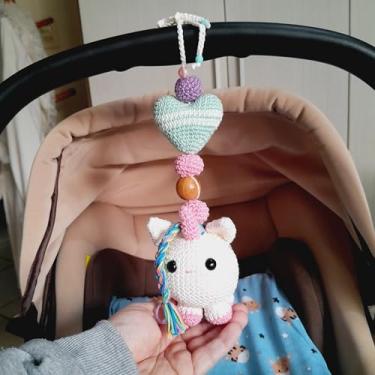 Imagem de Móbile Montessoriano de Amigurumi para Carrinho de Bebê (artesanal) (Unicórnio)