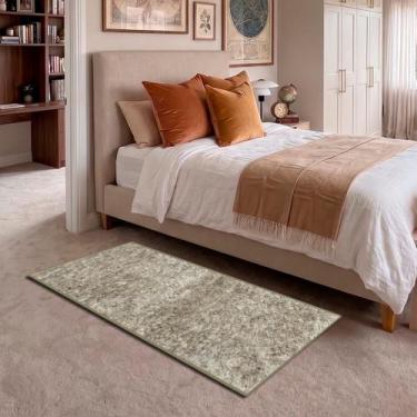Imagem de 1 Tapete Quarto Beira Cama Antiderrapante Os Clas 66x120 - IDEALIZA