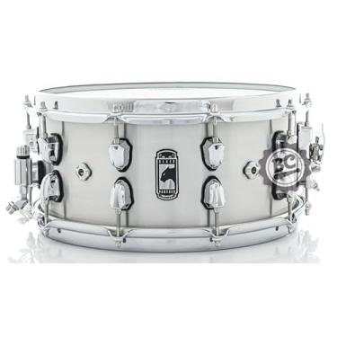 Imagem de Caixa Mapex Black Panther Atomizer 14x6,5 Alluminum Shell com aros Sonic Saver curvado e casco 2mm