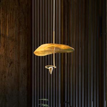 Imagem de Lustre Vintage Folhas de Lótus Rústico Pingente Luminária Teto Latão Forjado à Mão Arte Criativa para Quarto Corredor Bar Cozinha Luminária Pendurada (Tamanho: 1 Cabeça)