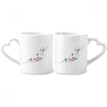 Imagem de Conjunto de canecas de porcelana para casal com estampa de balão de fogo de folha com pintura em aquarela e alça de coração
