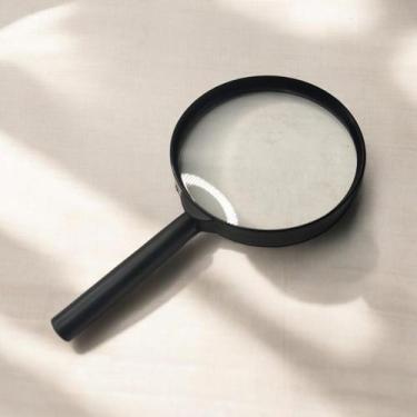 Imagem de Lupa Preta de Aumento Tokyo Design 7,5cm x15cm Amplia x3